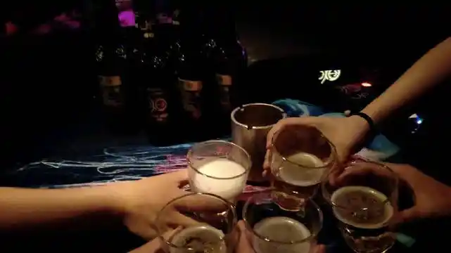 终于圆了蹦迪的想法 化了美美的妆[惊奇队长][惊奇队长][惊奇队长]