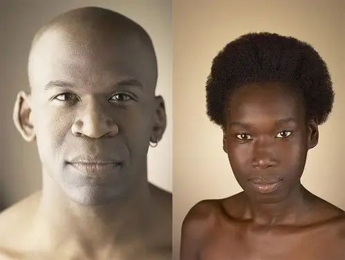 一位白人妇女教导孩子何谓黑人 - 猫科动物. - hello.my name is.