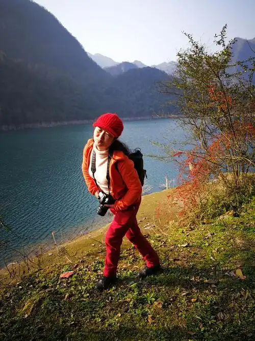 美女加美景(后水河水库)