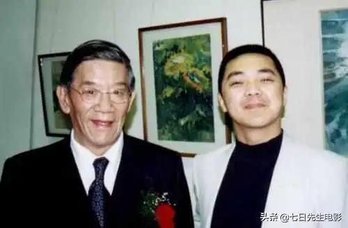 老艺术家英若诚葬礼现场一片笑声儿子英达痛哭