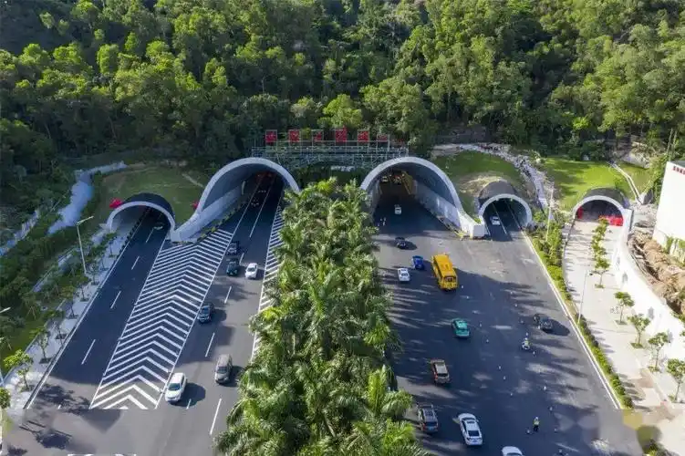 珠海板樟山隧道!火了!