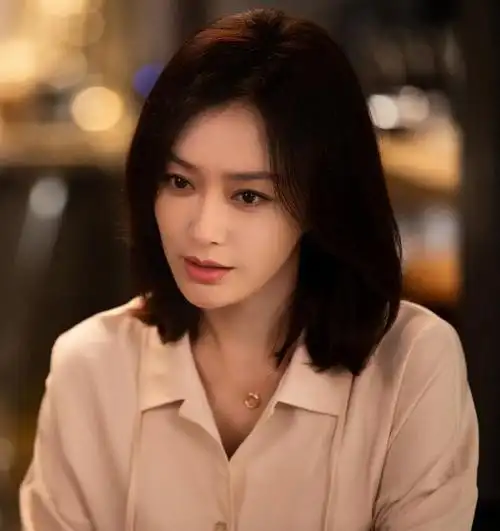 怪你过分美丽秦岚魅力值满分超a御姐风穿搭气场十足