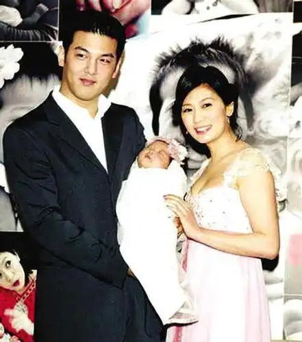 贾静雯去前夫家接女儿不料遭到前婆婆讽刺修杰楷的做法令人圈粉