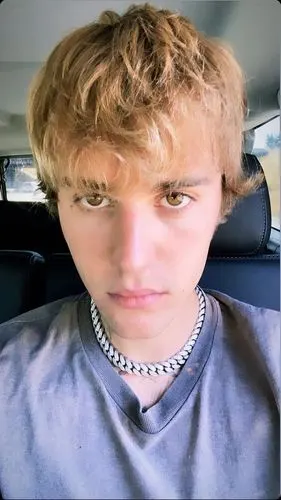 2020年的justinbieber图楼