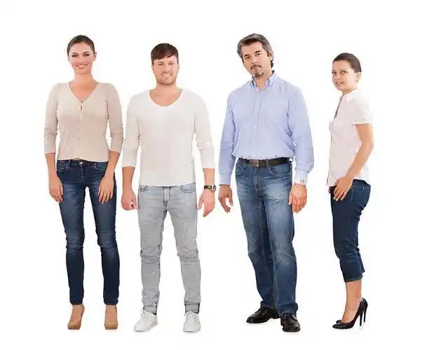 自信_商务人士_全身像_站立_排_白色背景_高清图片_全景视觉