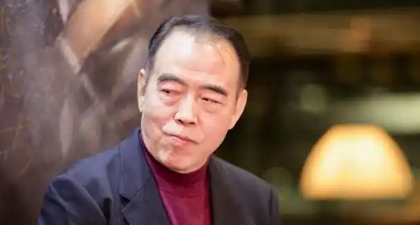 陈凯歌:三婚娶"第一美人"陈红生两子,俩崽子长得却都不像他!