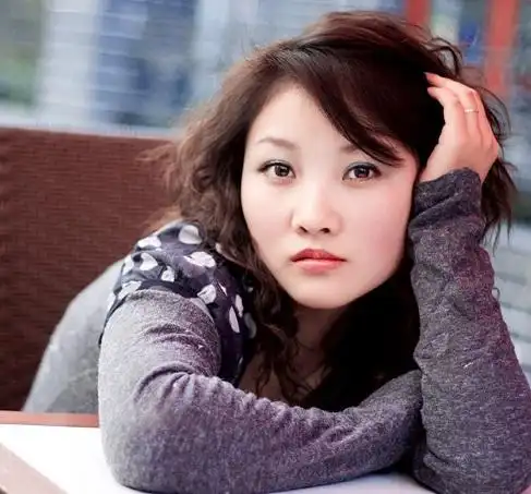 【图】走进亚洲电视女艺人王艳娜 美少女出身的全能艺人