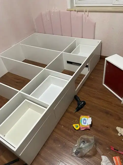 浅发一下自己设计组装的床吧