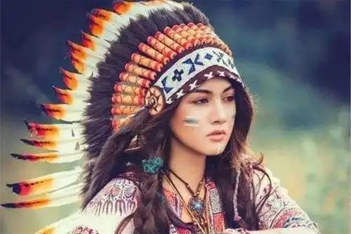 亚马逊雨林中的女性部落,大约700人,她们是怎样繁衍后代的?