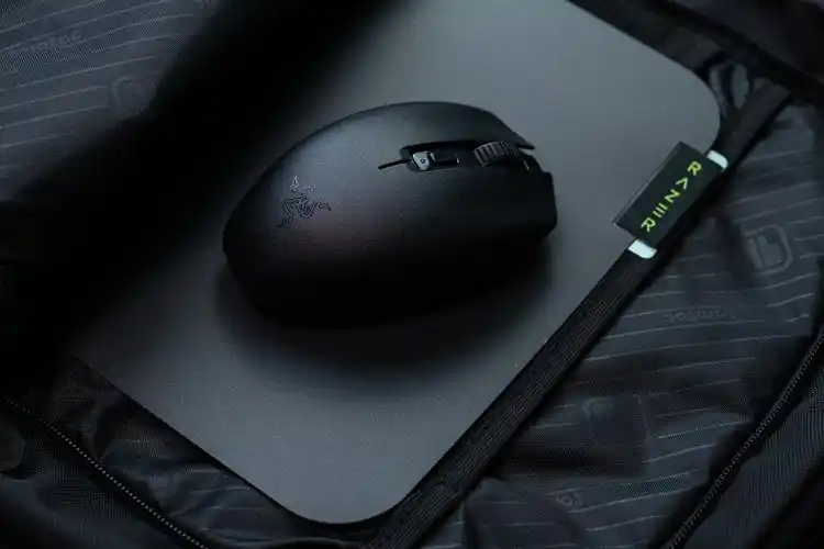 轻量化&长续航,鼠标就该这样子: razer orochi 雷蛇八岐大蛇 v2__凤凰