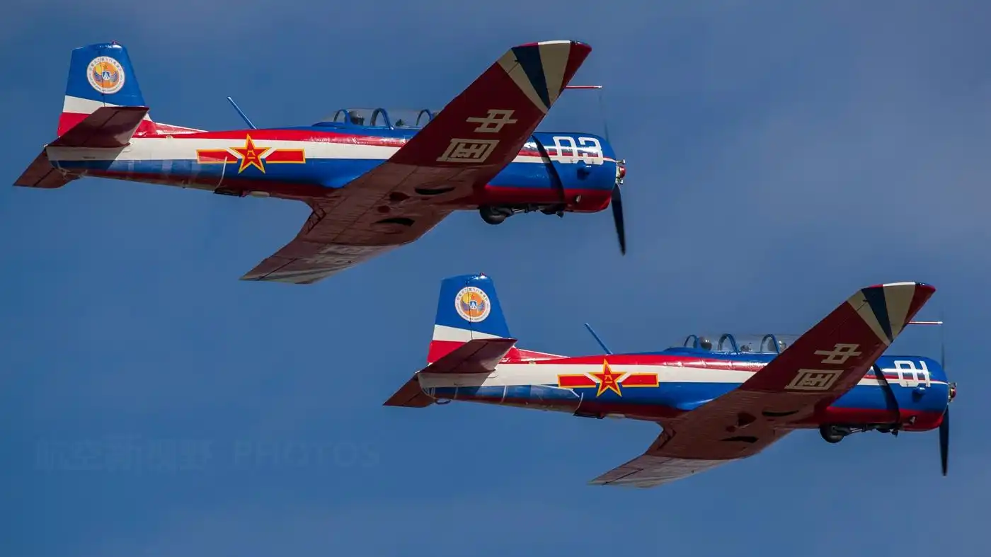 经典初教6飞机天之翼飞行表演队的座机曾大量出口美国