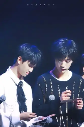 李天泽 - 星河皓月