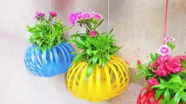 生活小妙招,废旧塑料瓶变漂亮的花瓶手工diy,一起来试试吧