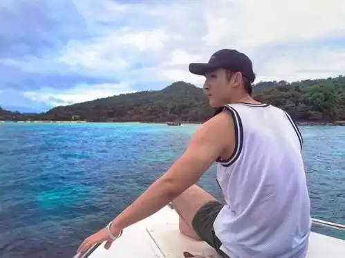 频繁在朋友圈发自拍的男人大多没地位没出息原因有2点