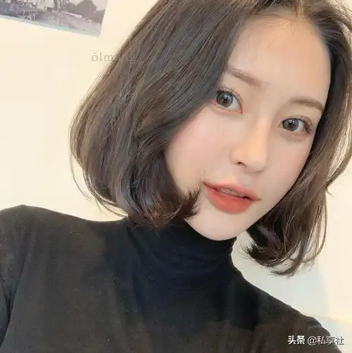 小脸适合的发型,小脸适合剪什么样的发型好看(2022推荐8款图鉴)