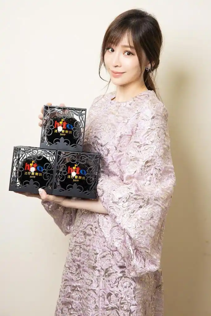 2019hito流行音乐奖 最受欢迎女歌手 年度十大华语歌