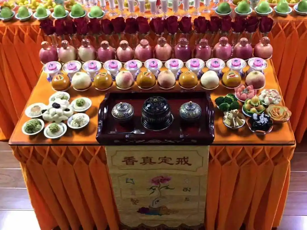 佛前供水果时,牢记五个字,功德圆满!