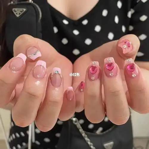 pink甜美粉色爱心可爱美甲