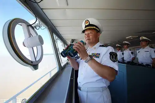 9月16日,海上指挥员,海军东海舰队副司令员邱延鹏