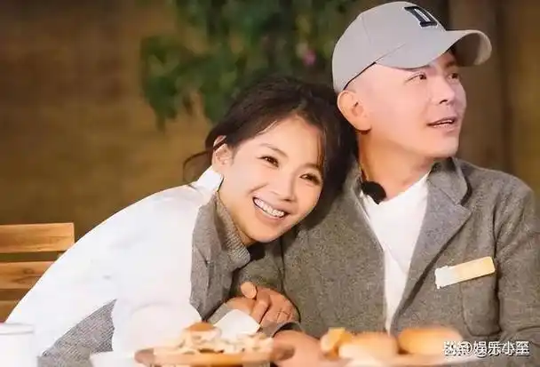 随后,刘涛还携夫参加了一档综艺节目,吸引了众多粉丝的关注.