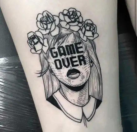 黑灰抽象的个性人头纹身图案(3/9)