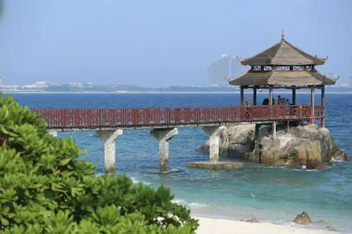 蜈支洲岛情人桥