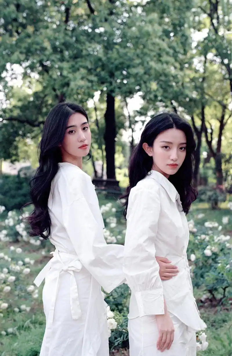 好闺蜜合影 摄影师 香蕉和小艺