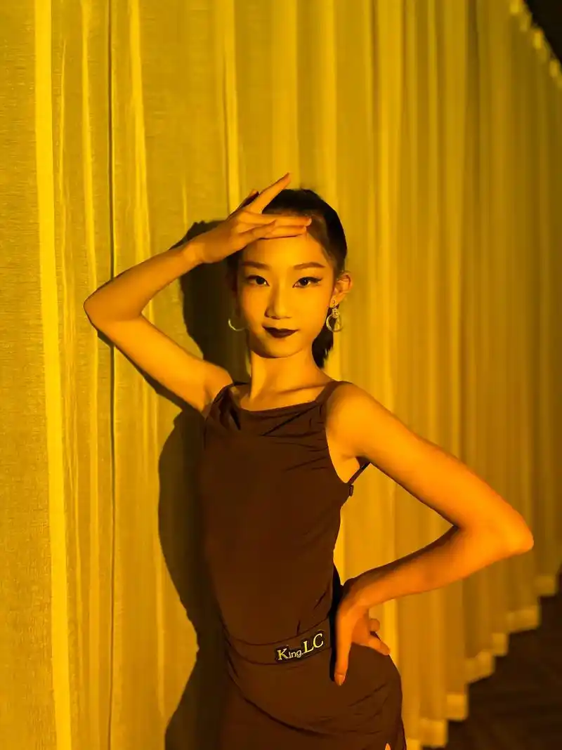 乐雅池舞服#拉丁女孩 #拉丁舞 #舞蹈生 #爱跳舞的小姑娘  - 抖音