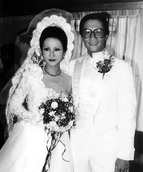 狄波拉个人资料(甄珍和狄波拉谁漂亮)