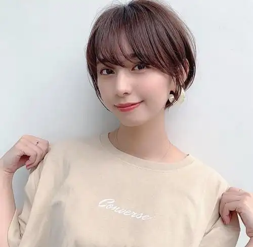 短发美女头像,清爽可爱的短发女生微信头像图片