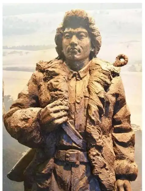 1948年东北工人在修缮看守所时挖出一颗头颅此人身份不简单