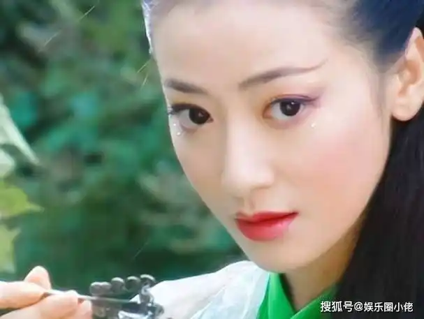 "艳照门"十年后,嫁给小9岁老公超幸福,网友:还好我没骂过她_陈紫函