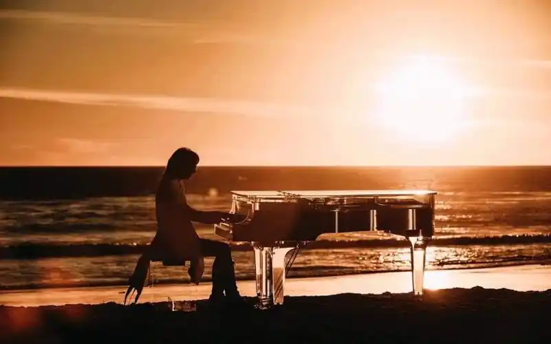 yoshiki&老林mv花絮?画面太美了