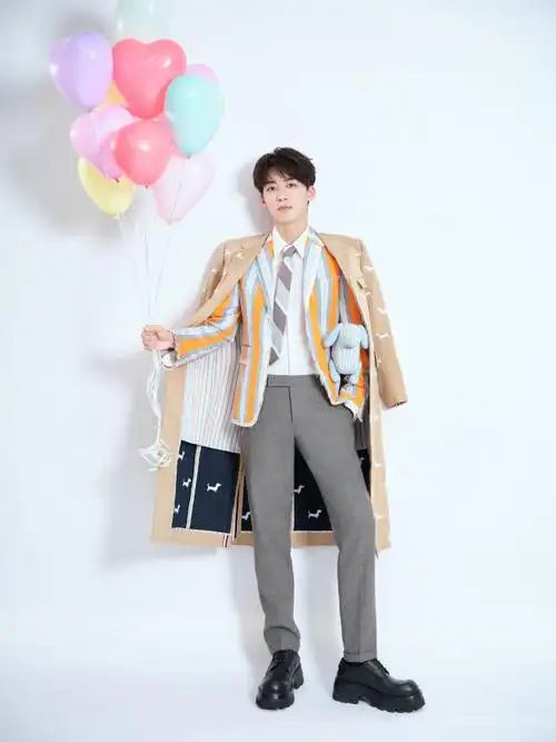 央视五四晚会##何洛洛央视五四晚会