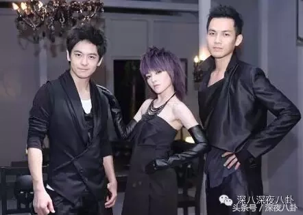 这个当然双方都没承认过,10年钟汉良出专辑,范晓萱跟林志颖还一起合拍