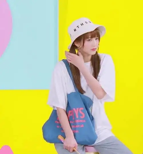 朱主爱的袜子和拖鞋,老阿姨没错了