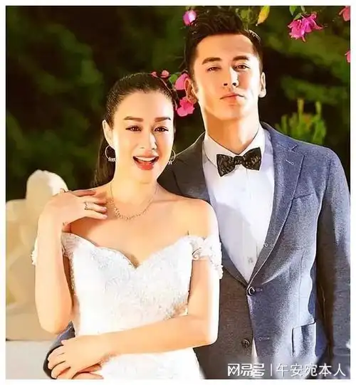 钟丽缇乡下商演养老公?穿裸色紧身衣跳舞被嘲不雅,她婚姻好灾难