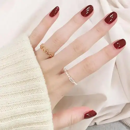 2021年超显白美甲图片 气质美甲推荐效果图