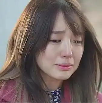 4个哭泣的女人中谁是真的伤心?测你这些年受过的委屈