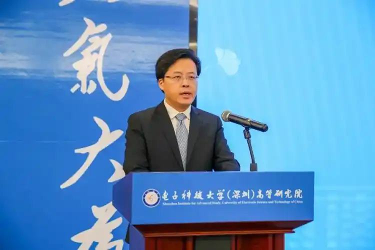 李卓文在致辞中谈道