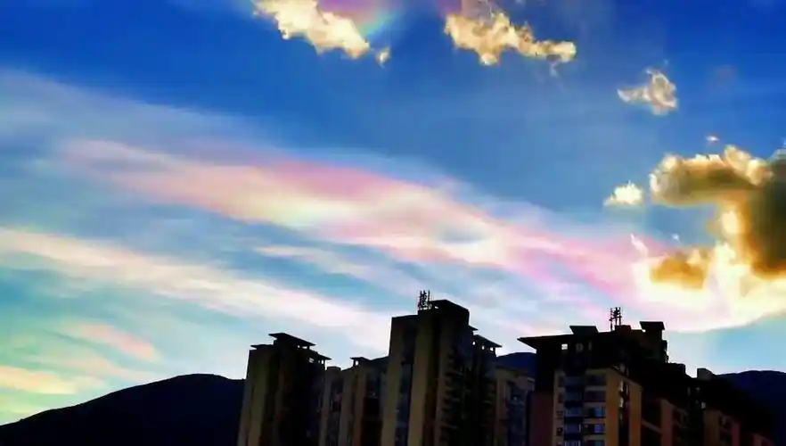 大理云,实力霸屏!|彩云|云彩|祥云|薄云_网易订阅