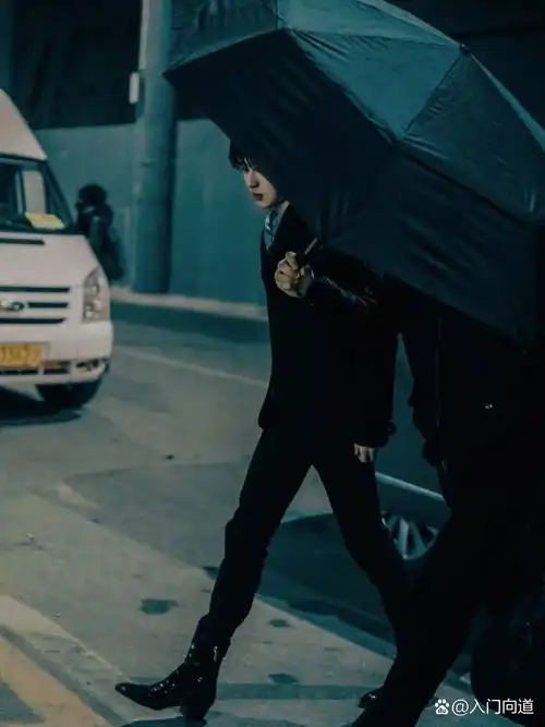 蔡徐坤壁纸 非粉存图系列 帅拉了99