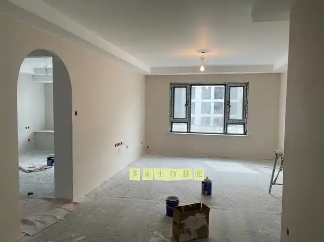 多乐士奶茶色系安全下车