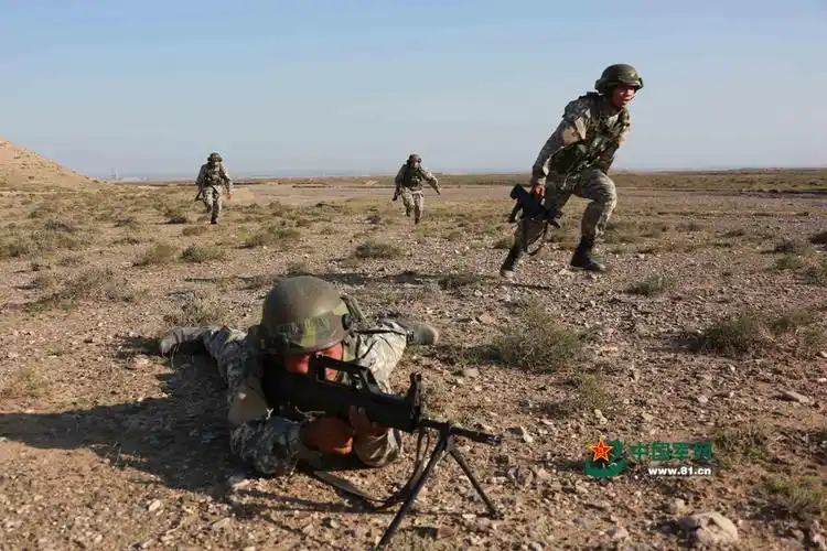 "火力-2015·青铜峡g":锻造"蓝军劲旅"