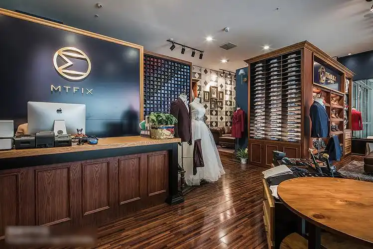 麦梯定制服装男装西装店镇江万达广场门店装修