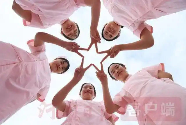 图说洛阳丨汝阳:最美笑容喜迎"护士节"