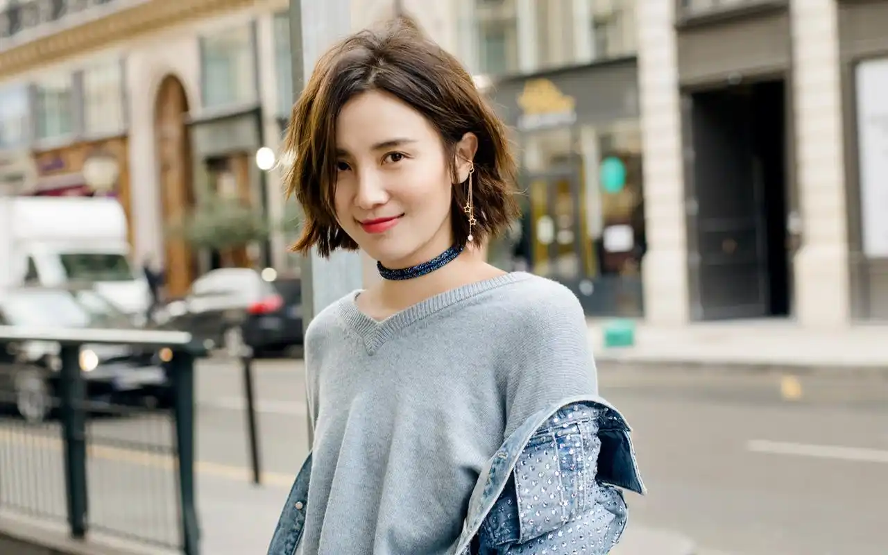 宋佳短发气场十足街拍图片桌面壁纸_大陆明星_壁纸下载_美桌网