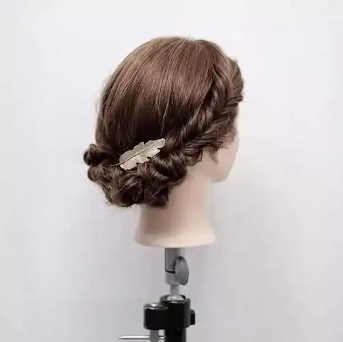 二十款非常美的扎发,适合每种脸型的女孩!