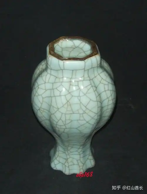 27,符合南宋哥窑瓷器年轮痕迹系数标准.