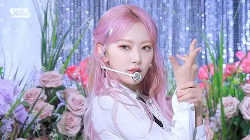 东洋の粉色樱花!izone 宫脇咲良 panorama 4k官方直拍